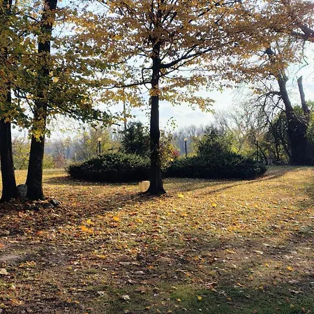 Kasztelania Pod Lipami Farm stay Zakroczym