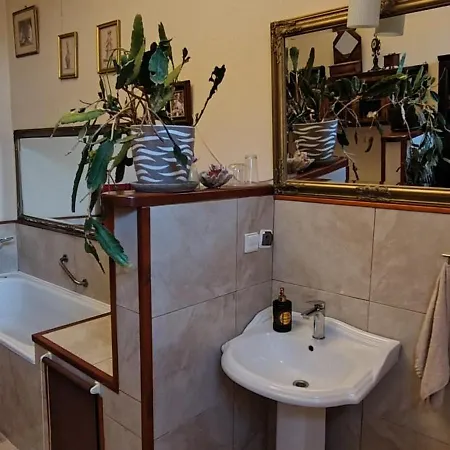 Farm stay Kasztelania Pod Lipami