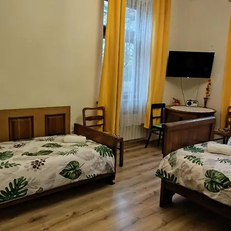 Farm stay Kasztelania Pod Lipami