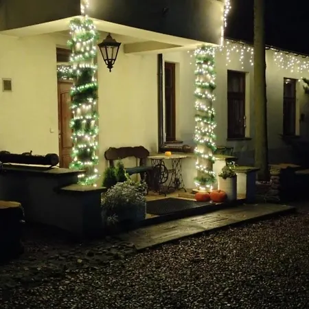 Farm stay Kasztelania Pod Lipami