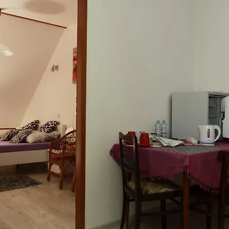 Farma Kasztelania Pod Lipami *