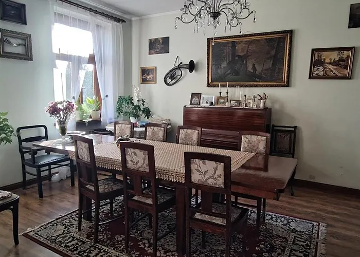 Kasztelania Pod Lipami 农家乐 Zakroczym