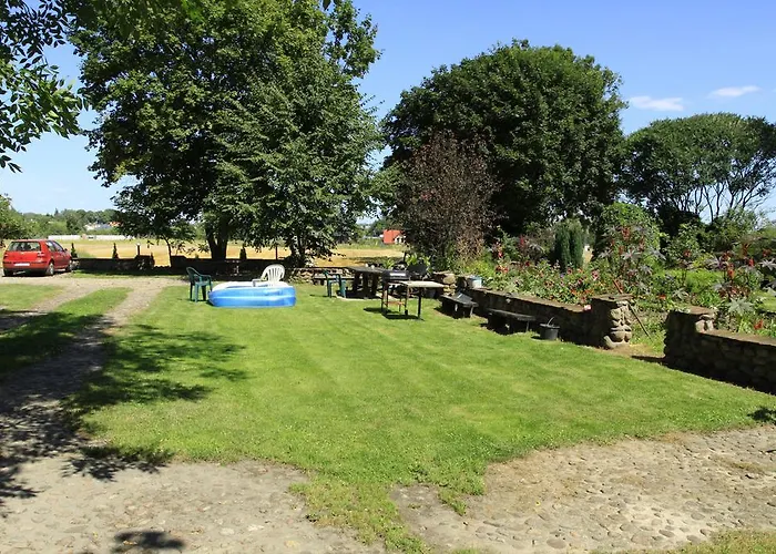 Kasztelania Pod Lipami Farm stay Zakroczym